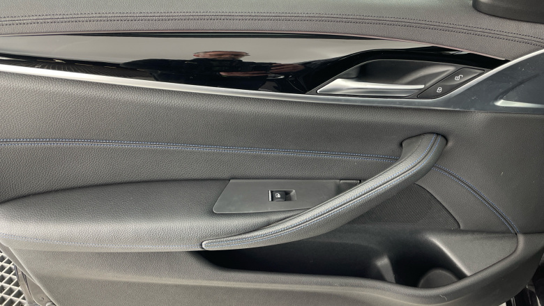 BMW 5 Series 520d xDrive M Sport 5dr Auto Diesel Estate